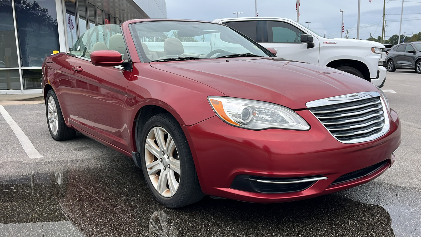 2014 Chrysler 200 Touring 1