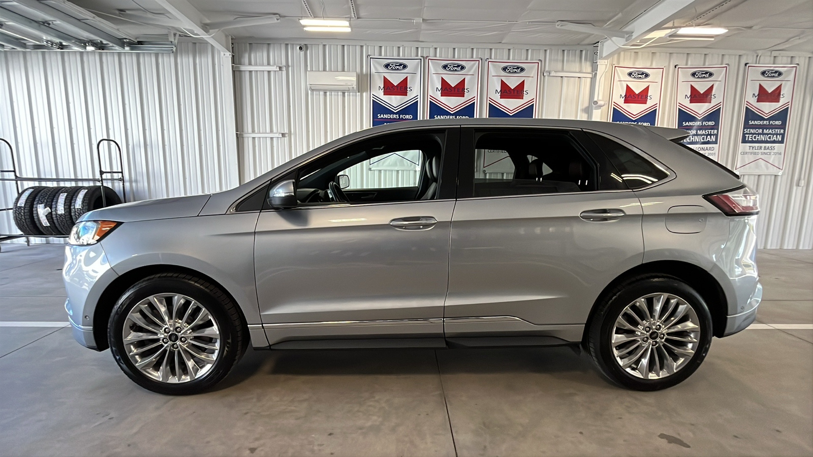 2021 Ford Edge Titanium 4