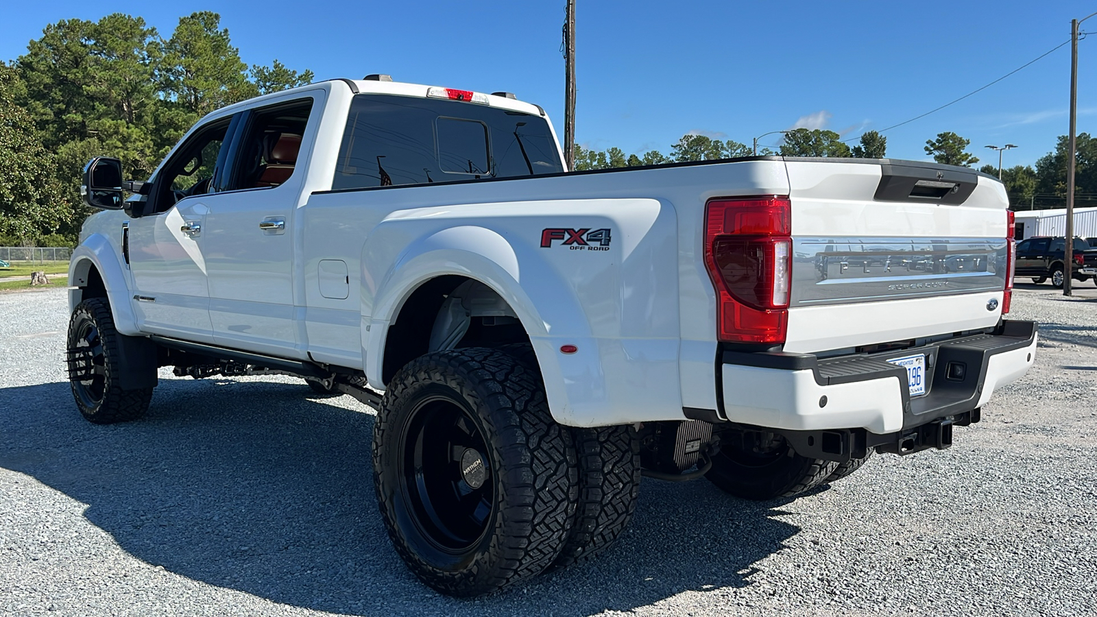 2022 Ford Super Duty F-450 DRW  28