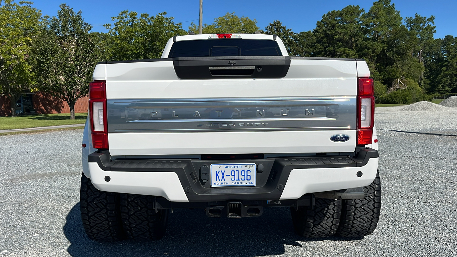 2022 Ford Super Duty F-450 DRW  29