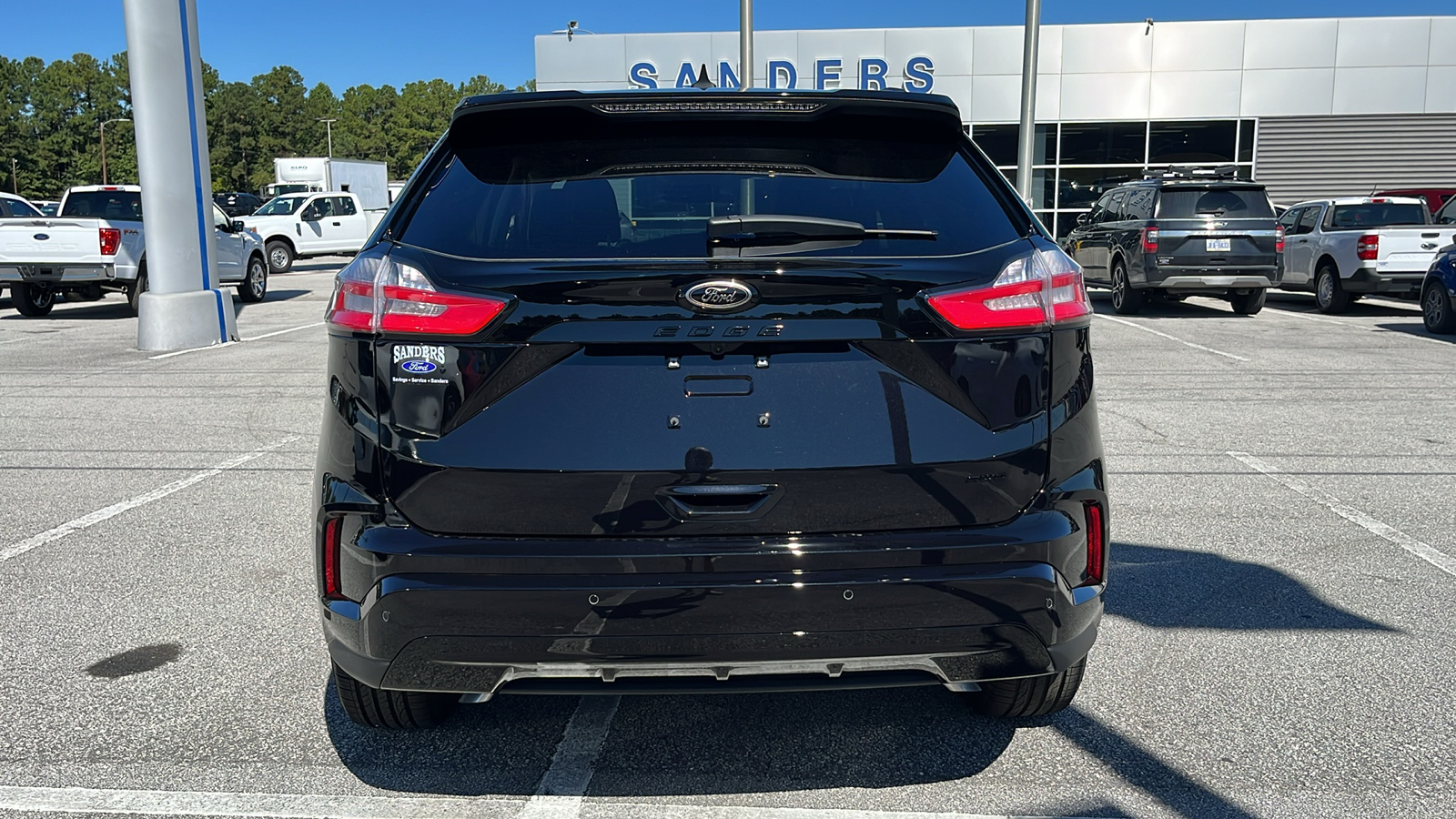 2024 Ford Edge SE 23