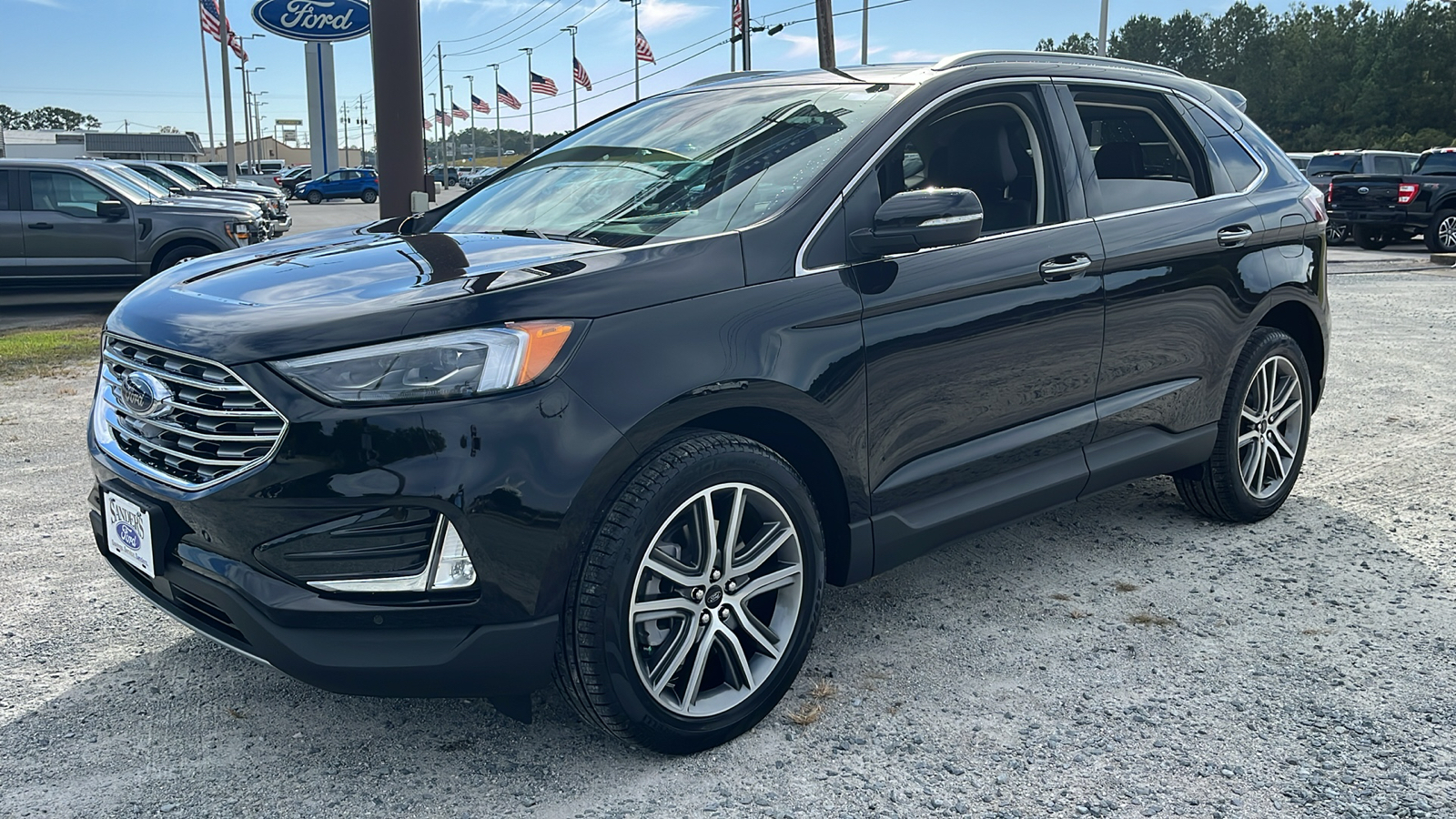 2024 Ford Edge Titanium 3