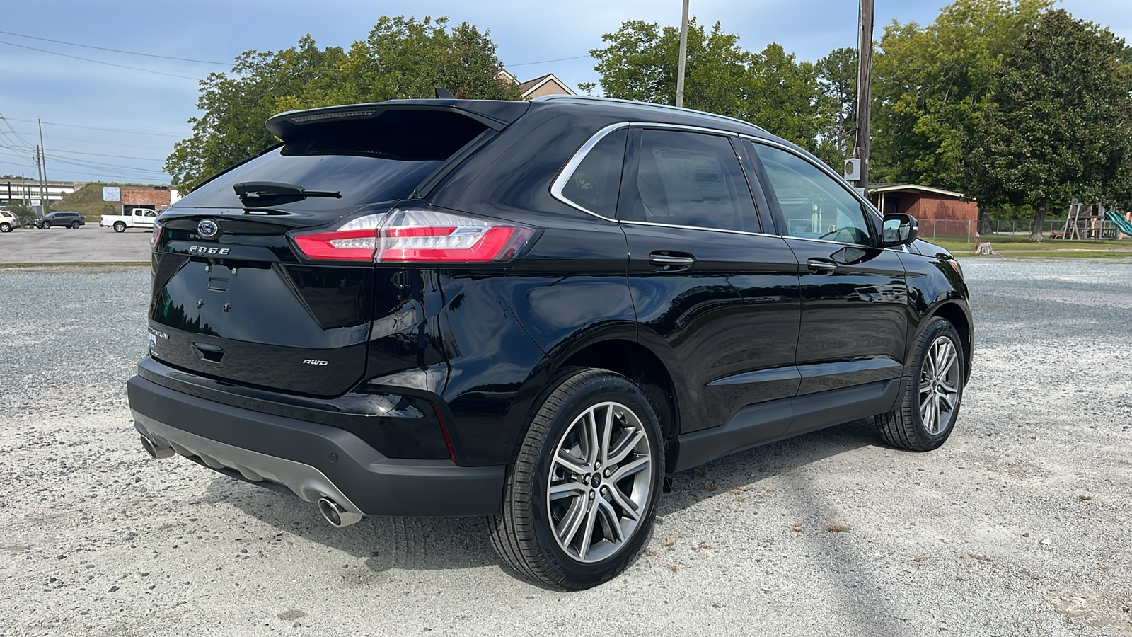 2024 Ford Edge Titanium 26