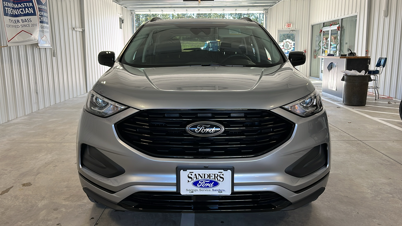 2024 Ford Edge SE 2