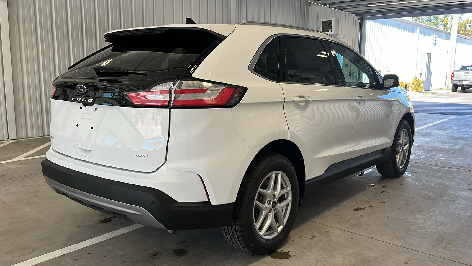 2024 Ford Edge SEL 25