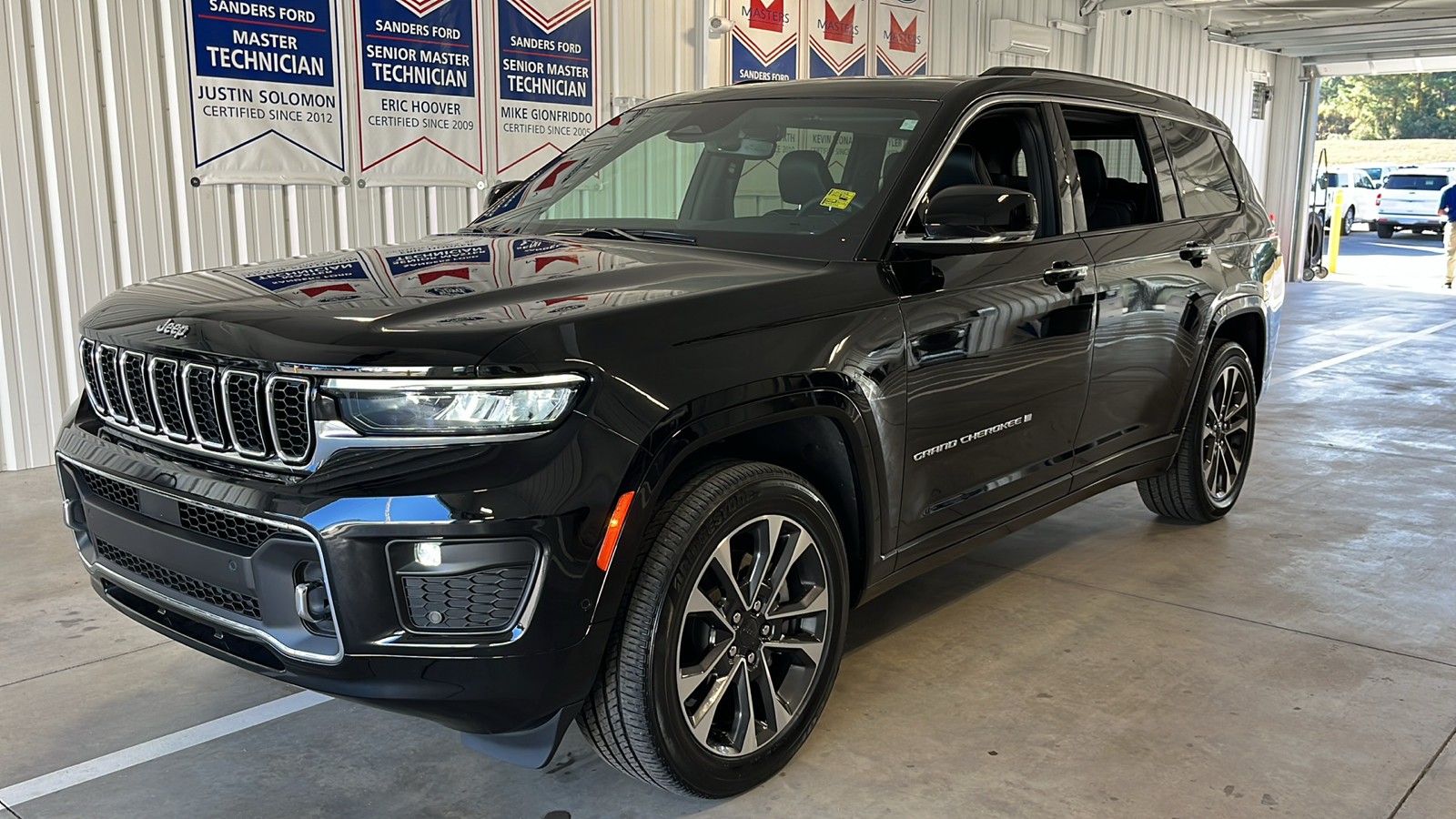 2024 Jeep Grand Cherokee L Overland 3