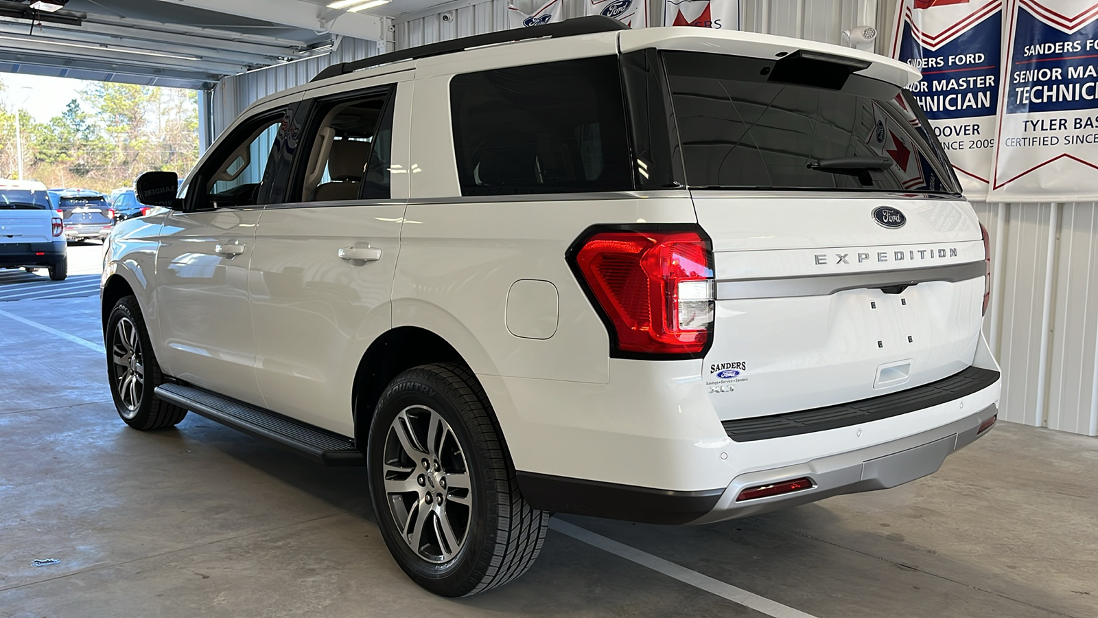2024 Ford Expedition XLT 25