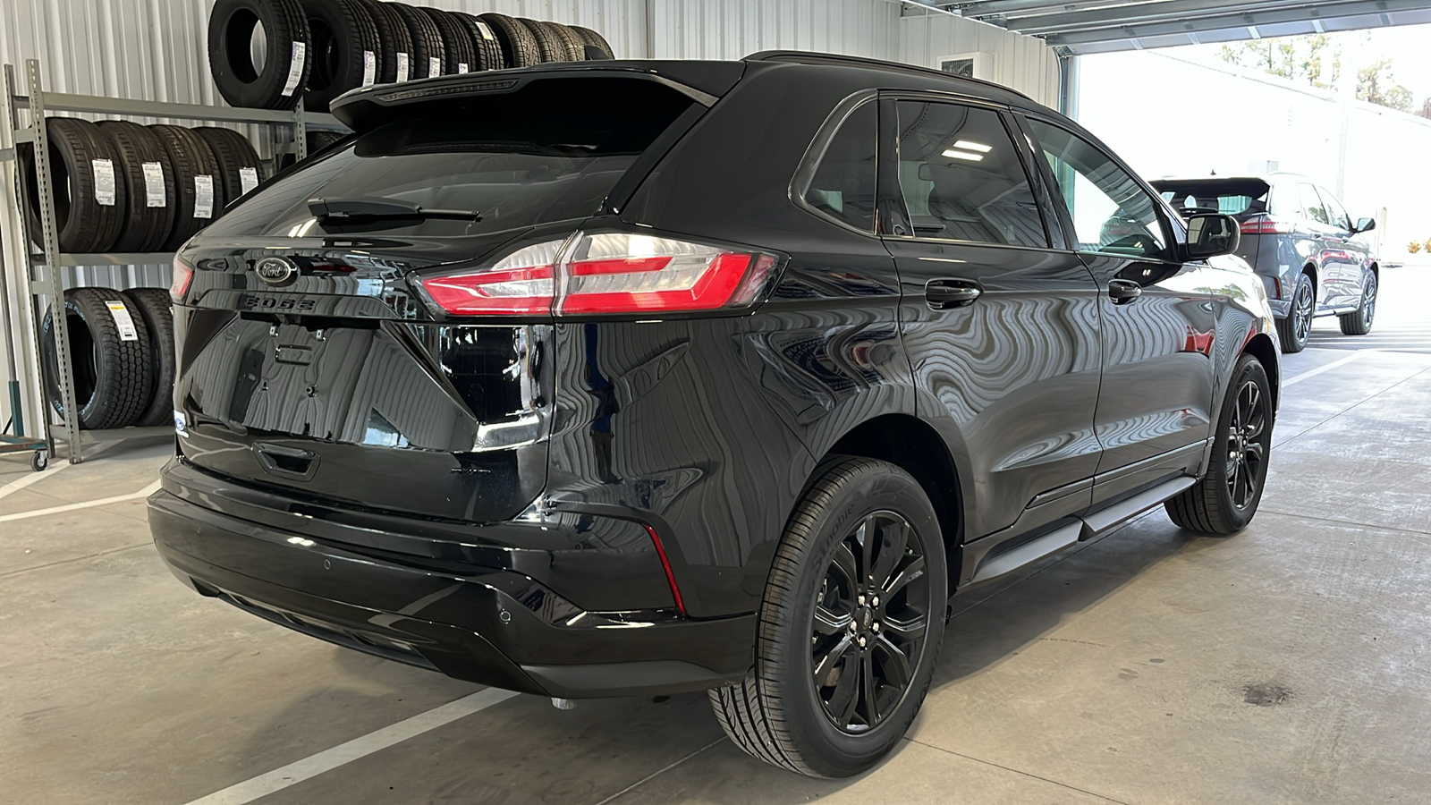 2024 Ford Edge SE 26