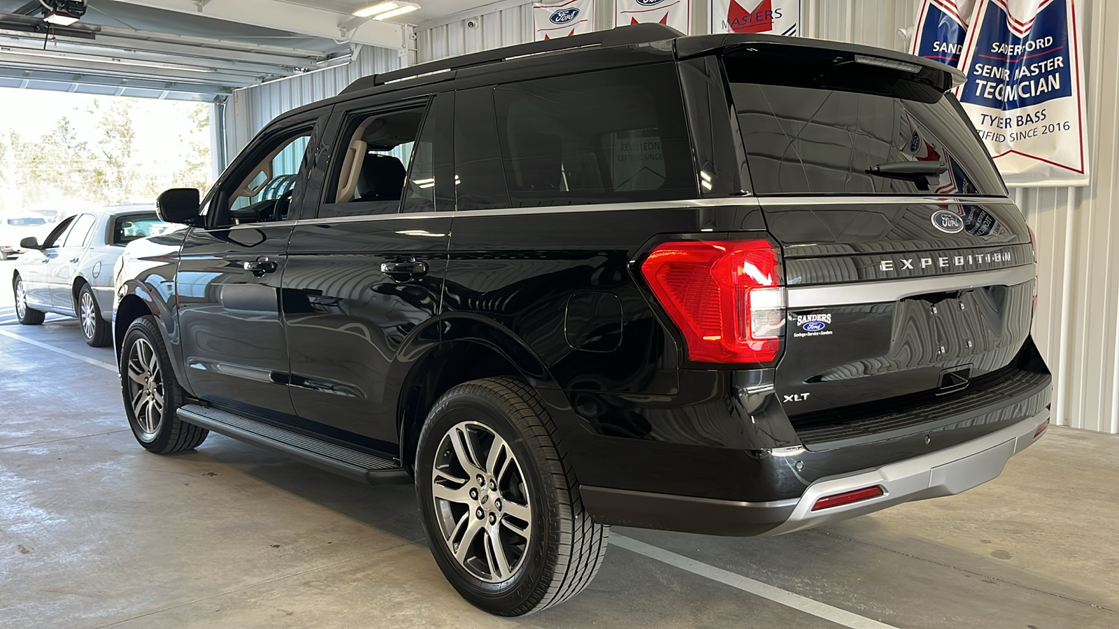 2024 Ford Expedition XLT 25