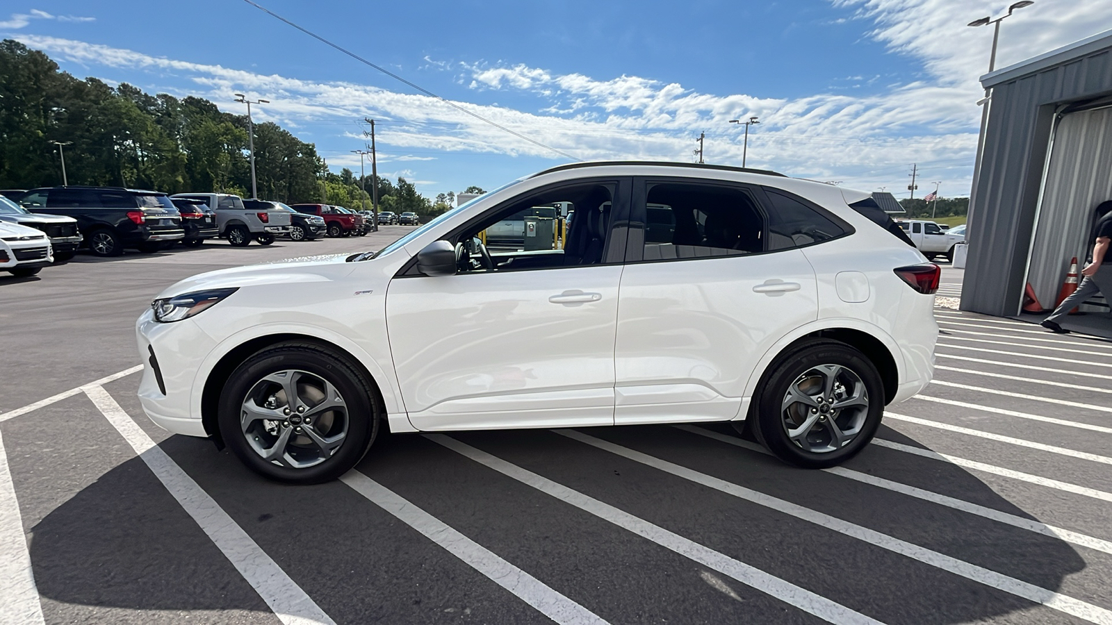 2024 Ford Escape ST-Line 4