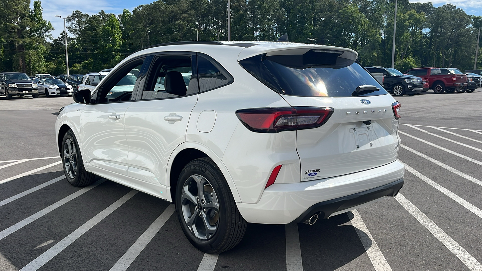 2024 Ford Escape ST-Line 21