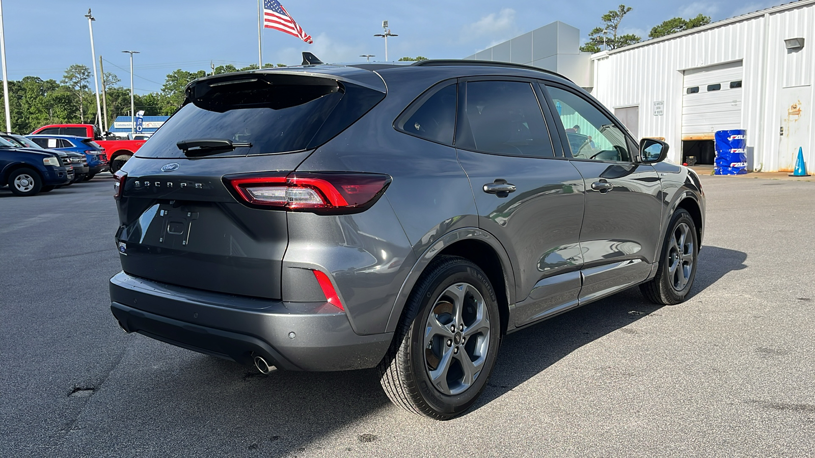 2024 Ford Escape ST-Line 25