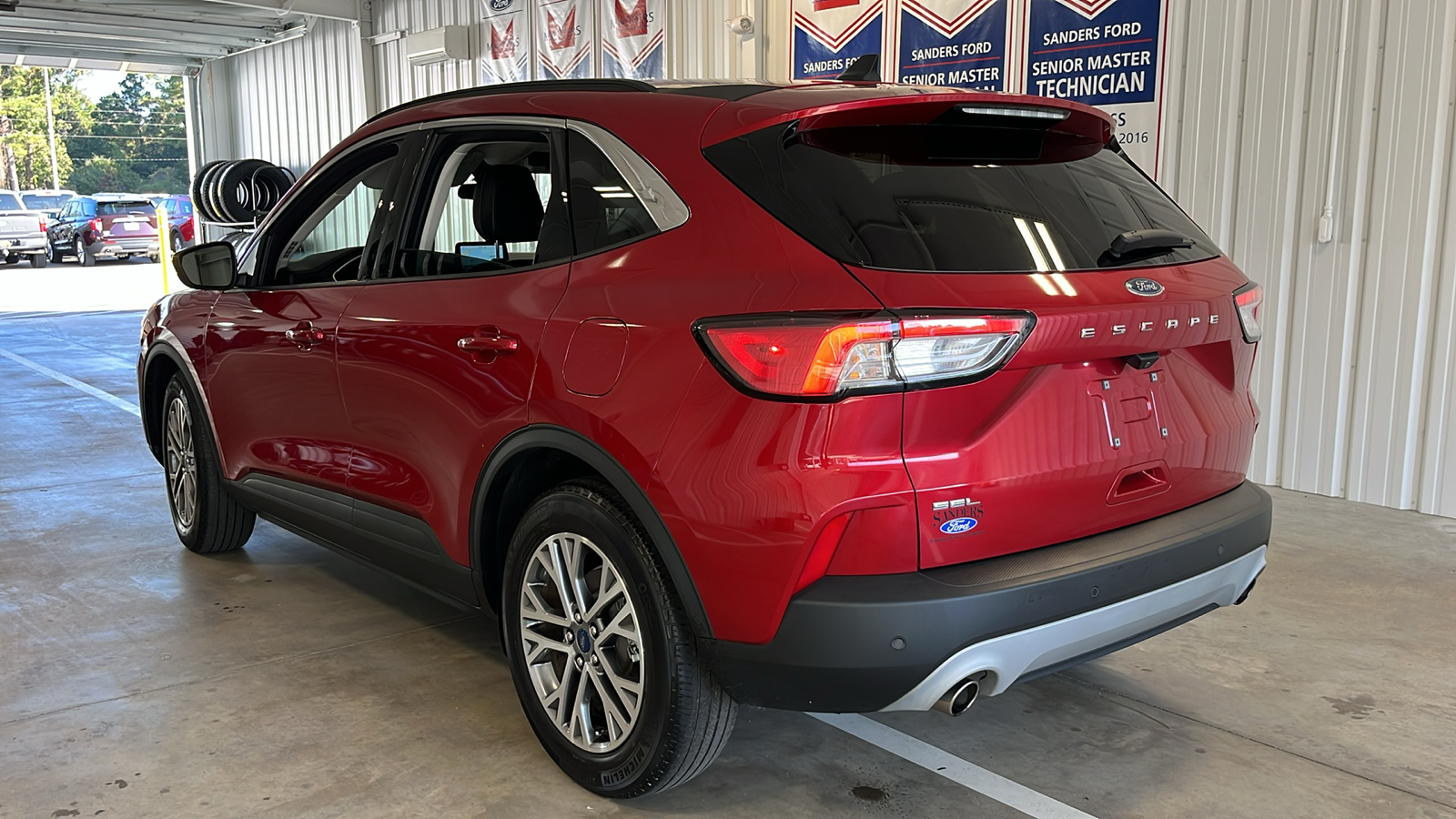 2022 Ford Escape SEL 24