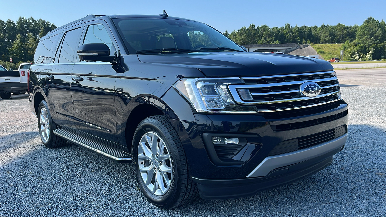 2021 Ford Expedition Max XLT 1