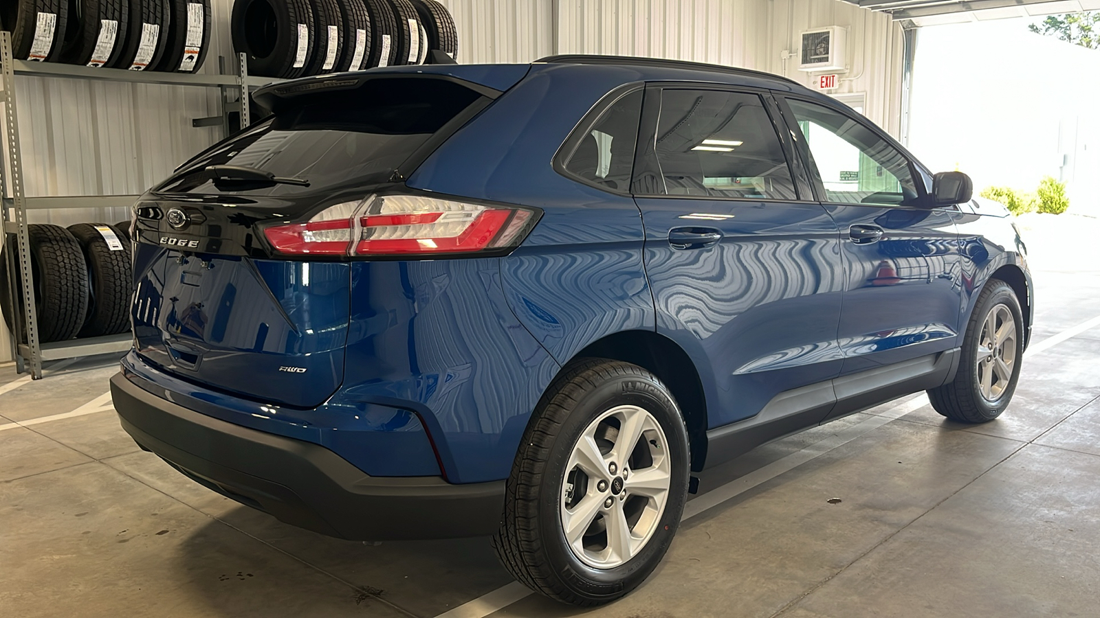 2024 Ford Edge SE 25