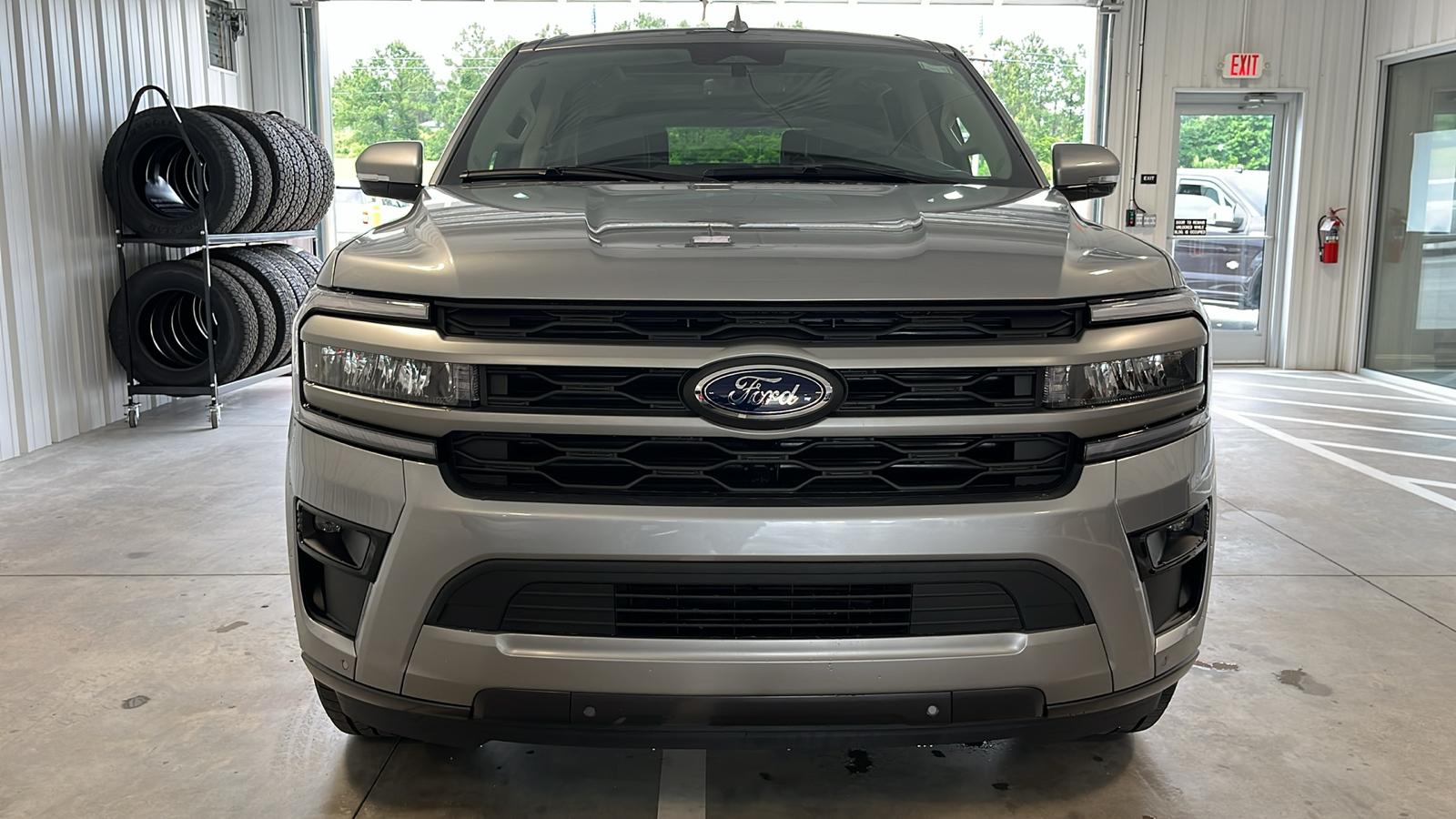 2024 Ford Expedition Max XLT 2