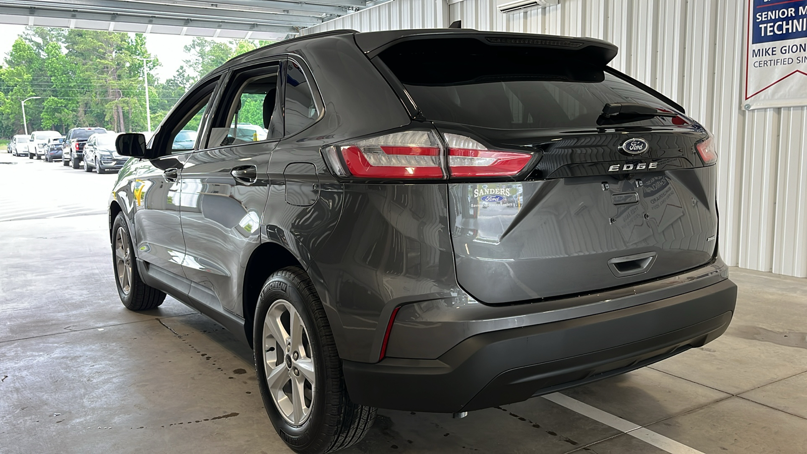 2024 Ford Edge SE 22