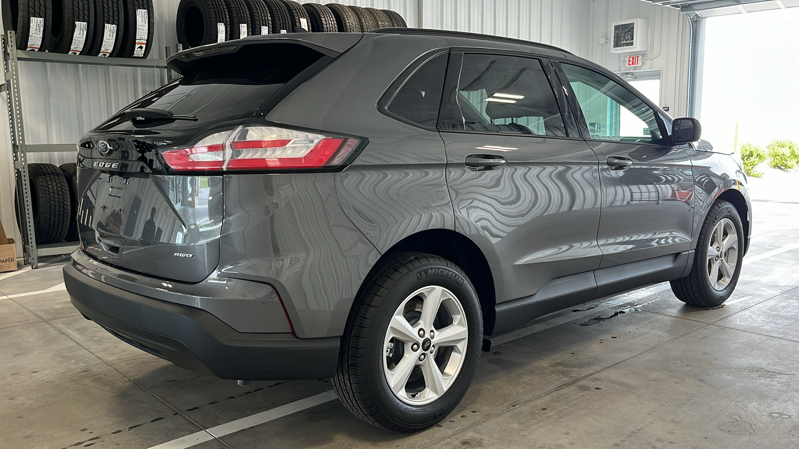 2024 Ford Edge SE 25