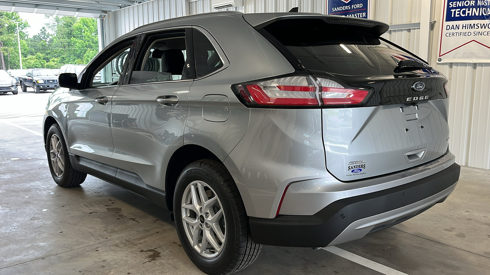 2024 Ford Edge SEL 22