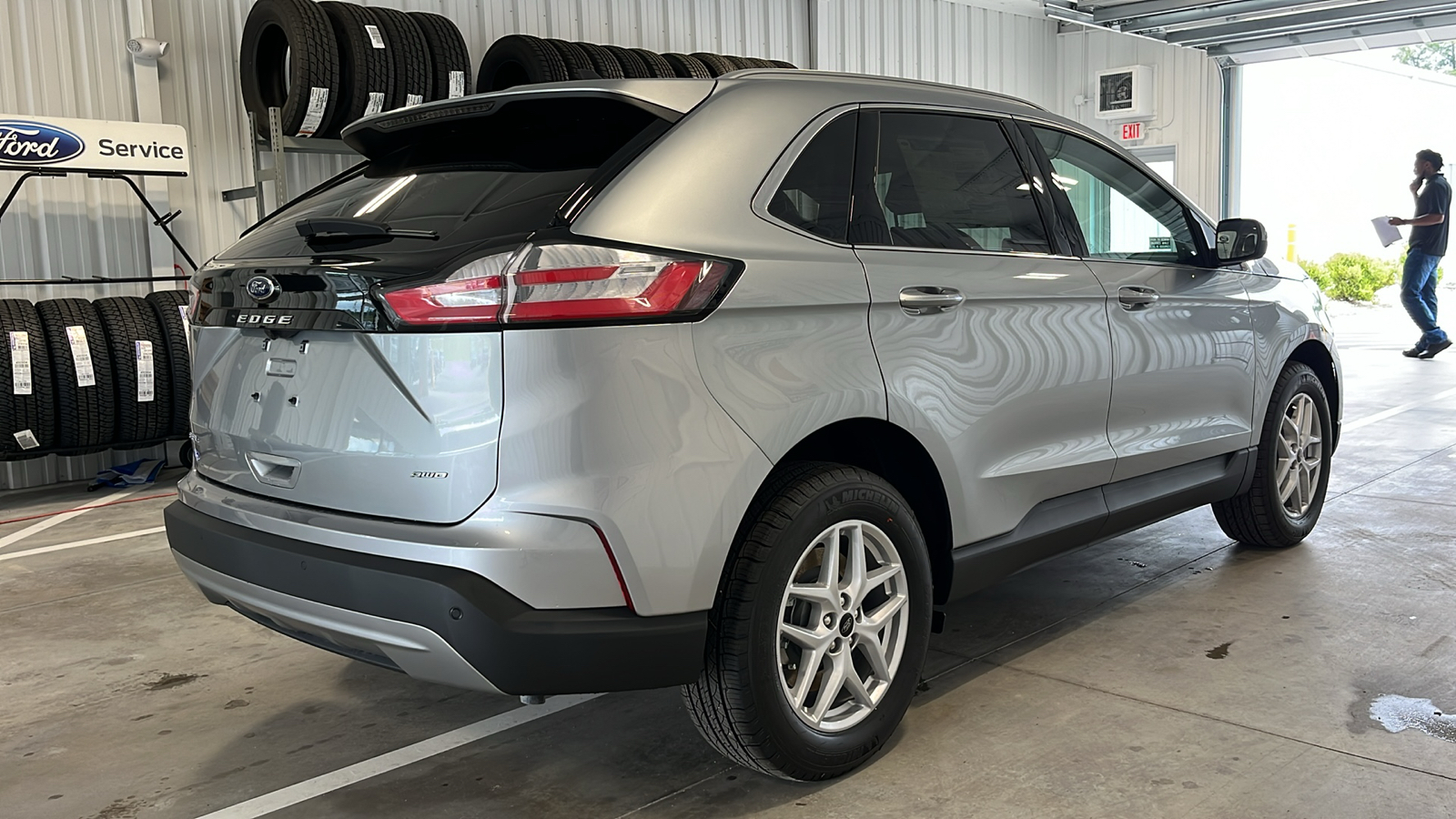 2024 Ford Edge SEL 26