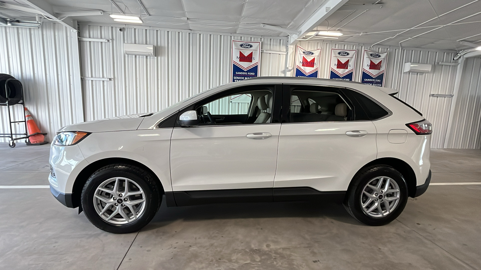 2024 Ford Edge SEL 4