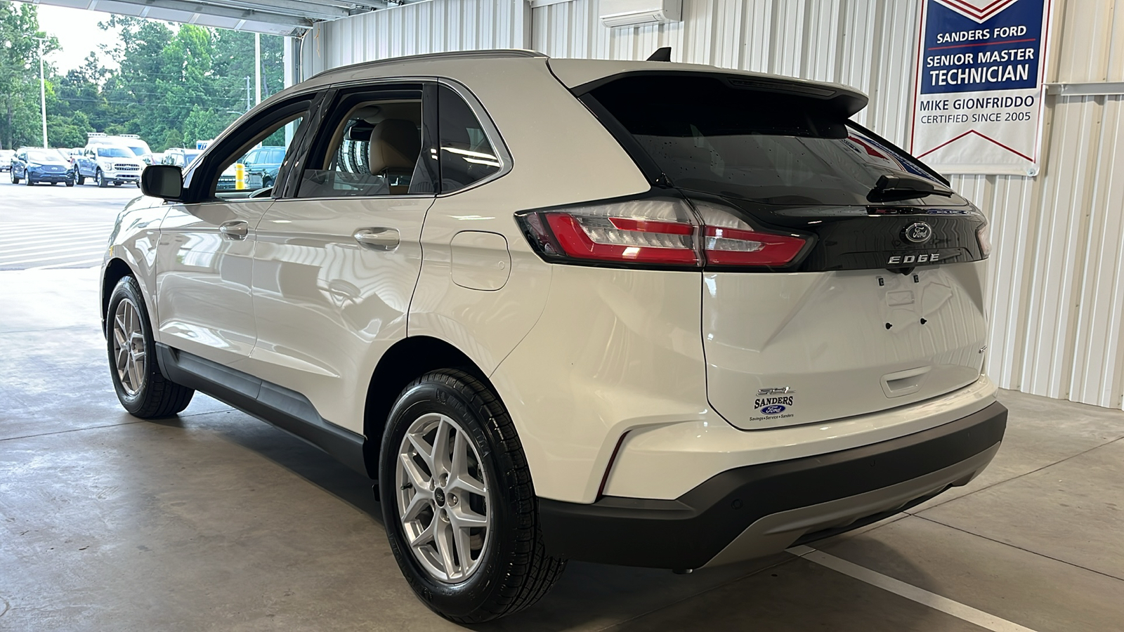 2024 Ford Edge SEL 22