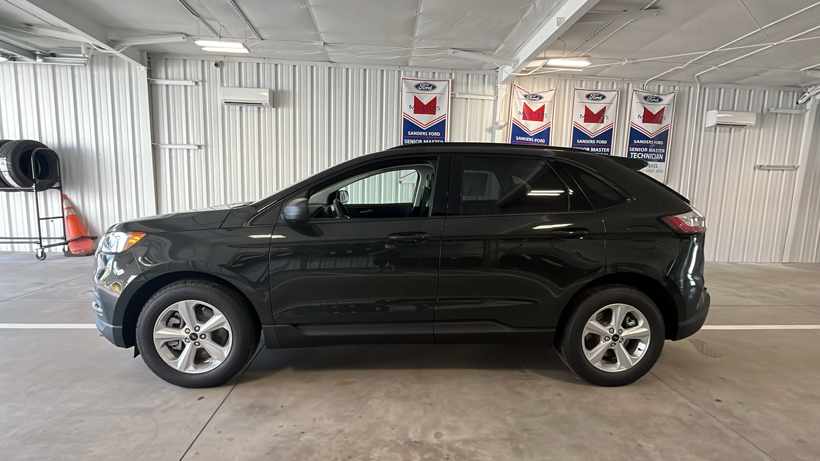 2024 Ford Edge SE 4