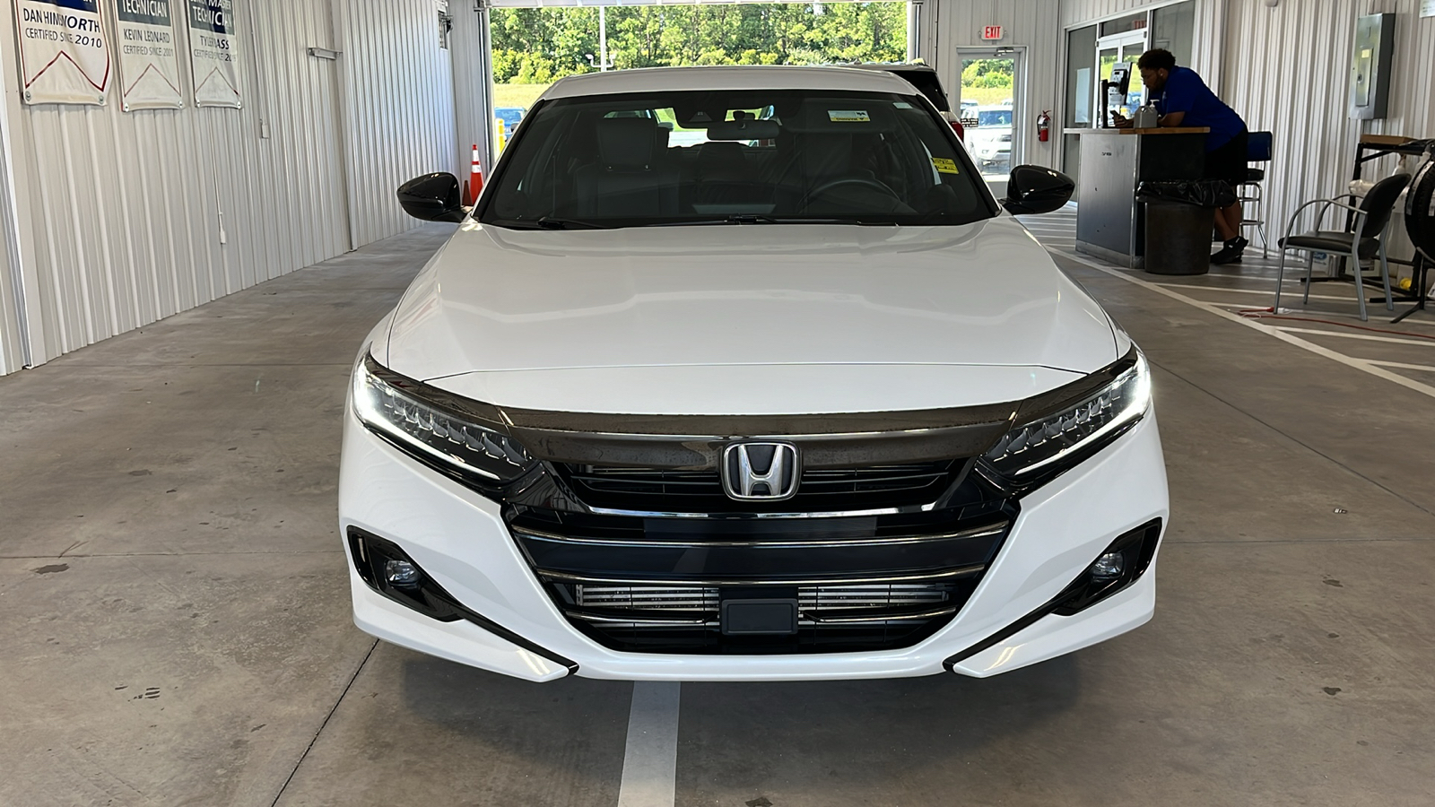 2021 Honda Accord Sedan Sport 2