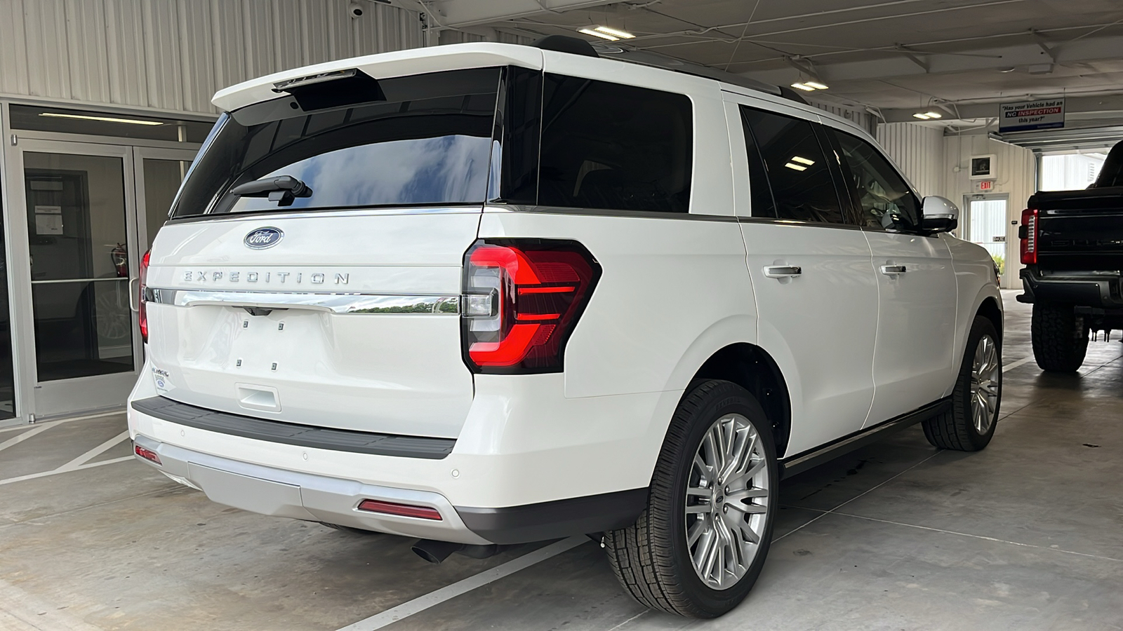 2024 Ford Expedition Limited 28