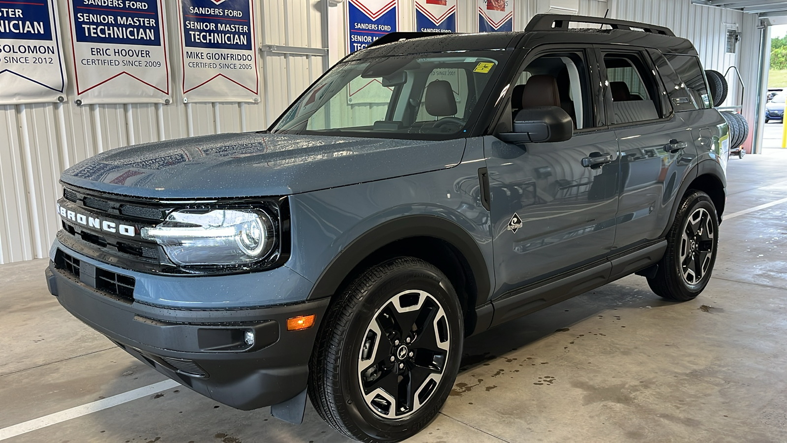 2024 Ford Bronco Sport Outer Banks 3