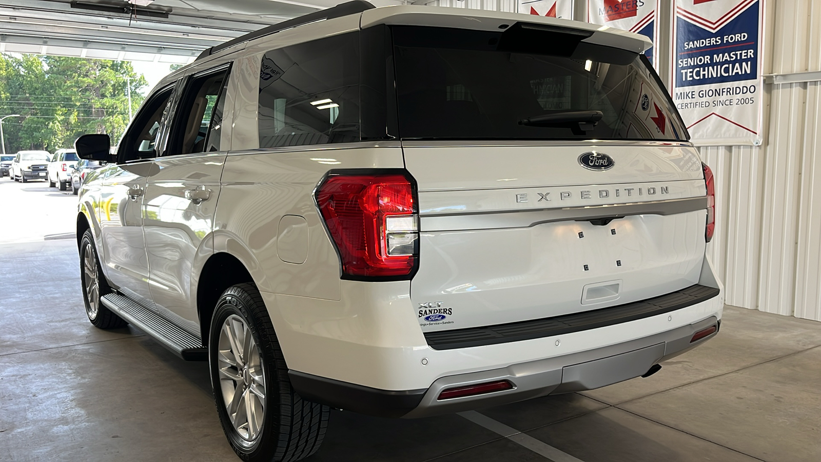 2024 Ford Expedition XLT 24