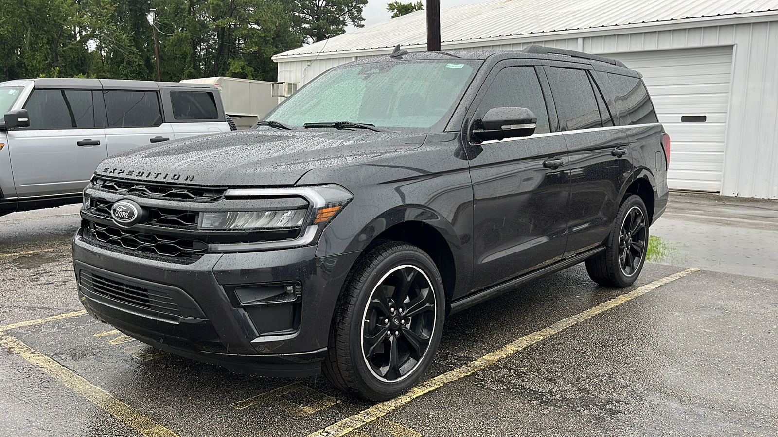 2024 Ford Expedition Limited 3