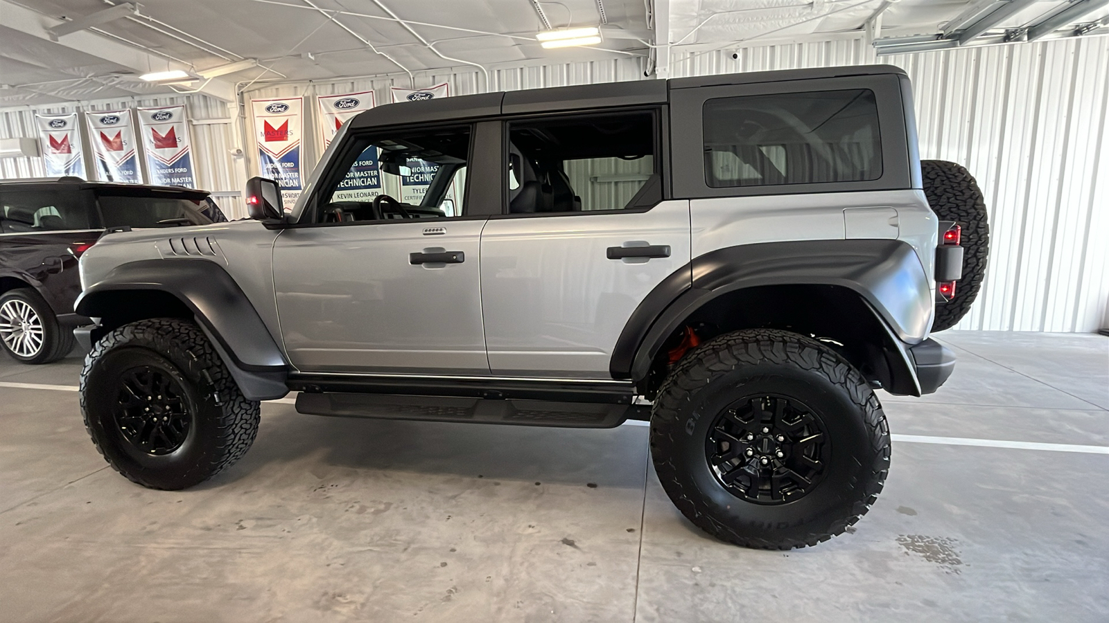 2023 Ford Bronco Raptor 3