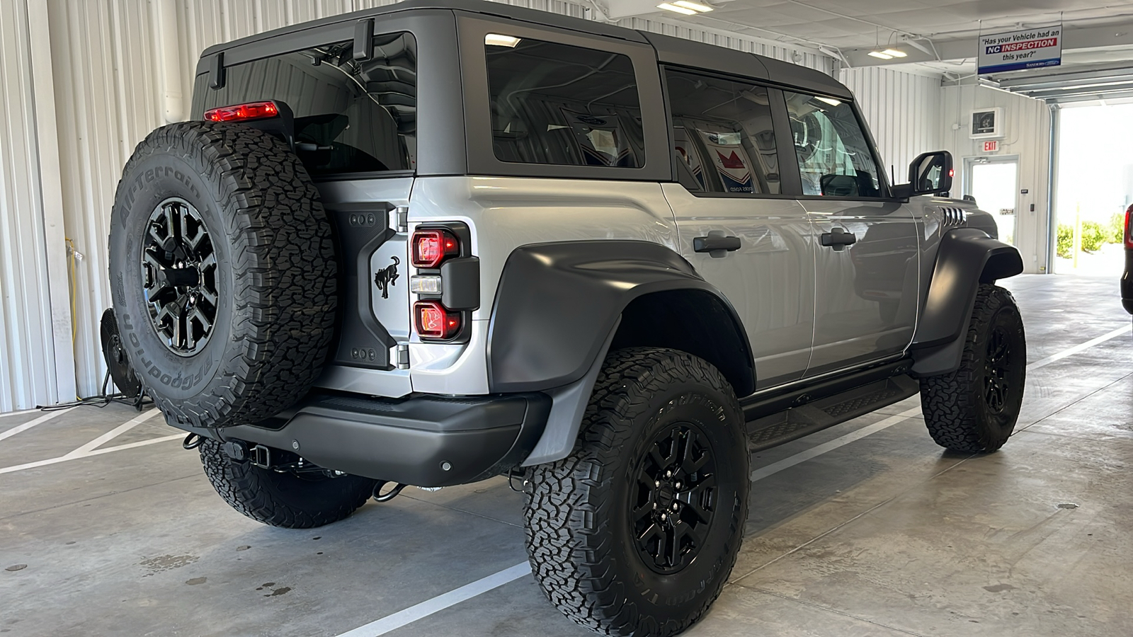 2023 Ford Bronco Raptor 28