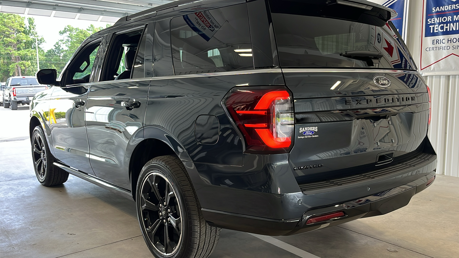 2024 Ford Expedition Limited 24