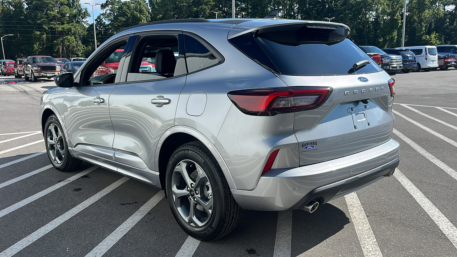 2024 Ford Escape ST-Line 22