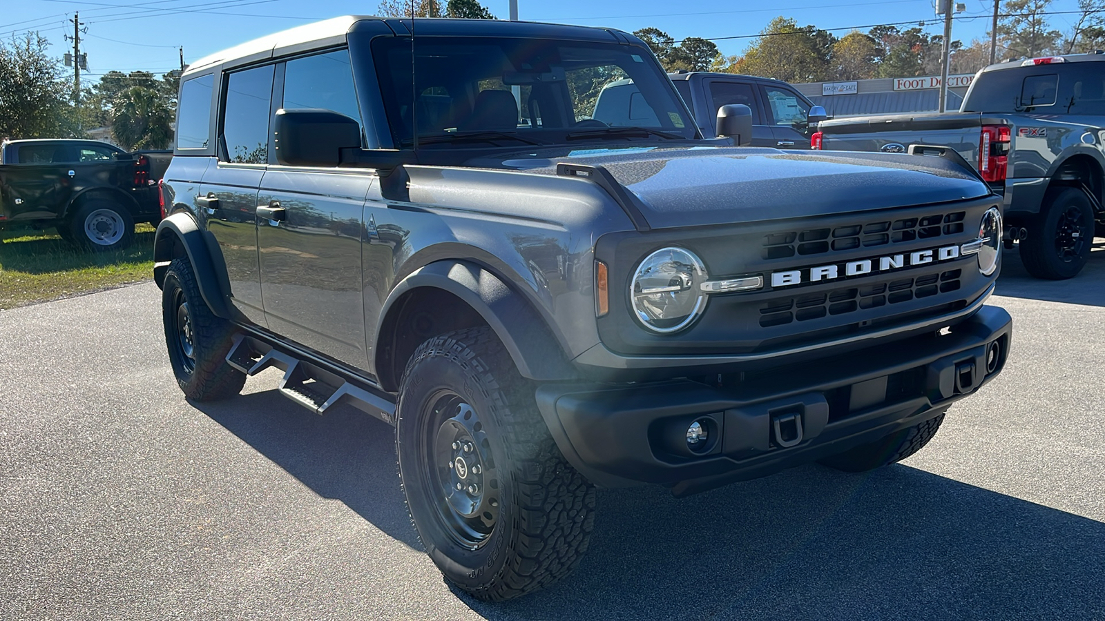 2023 Ford Bronco  1