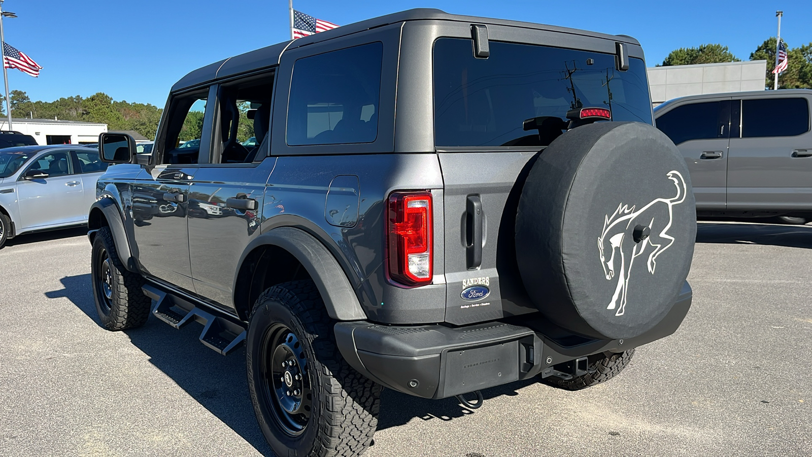 2023 Ford Bronco  25