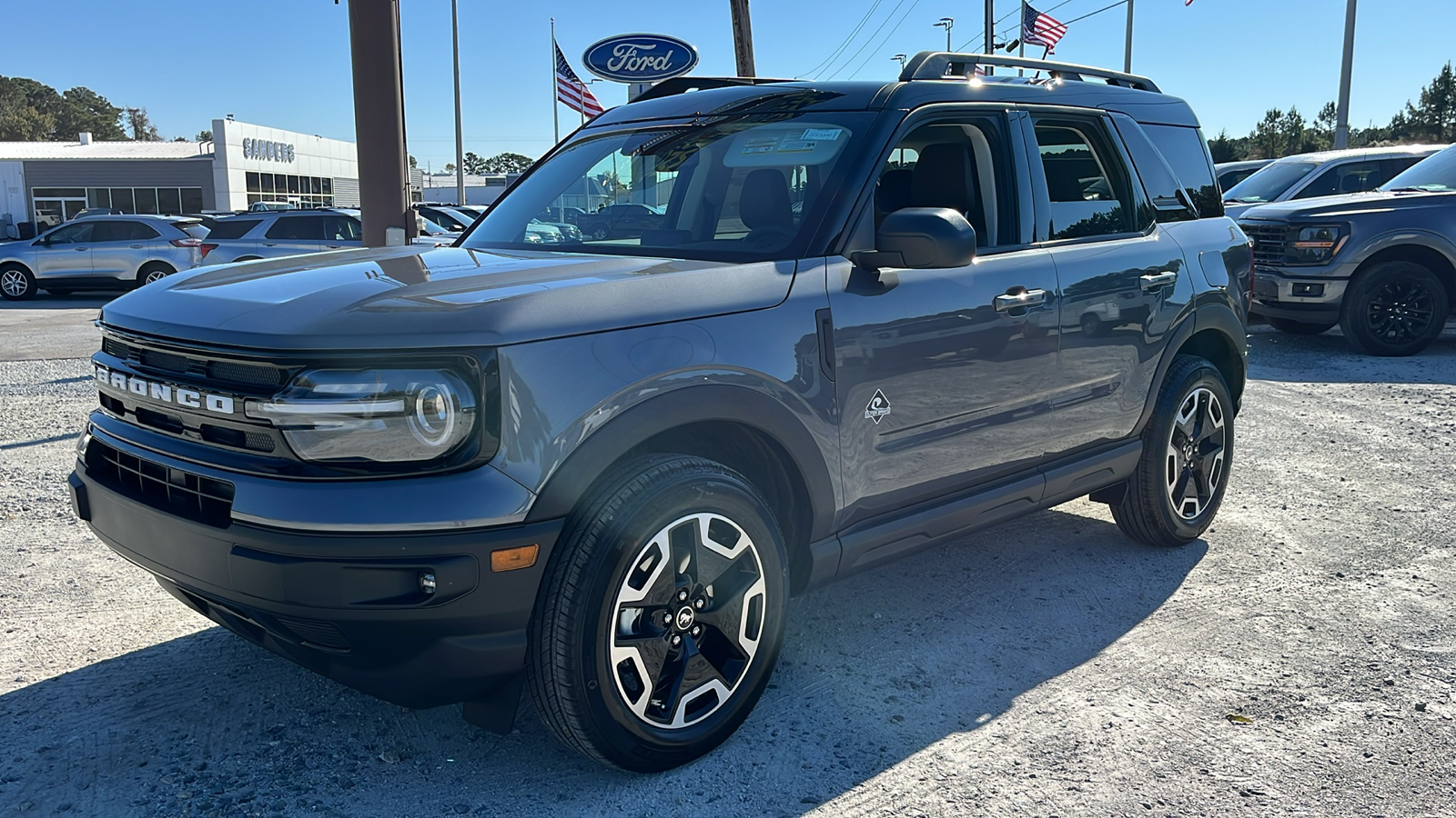 2024 Ford Bronco Sport Outer Banks 3