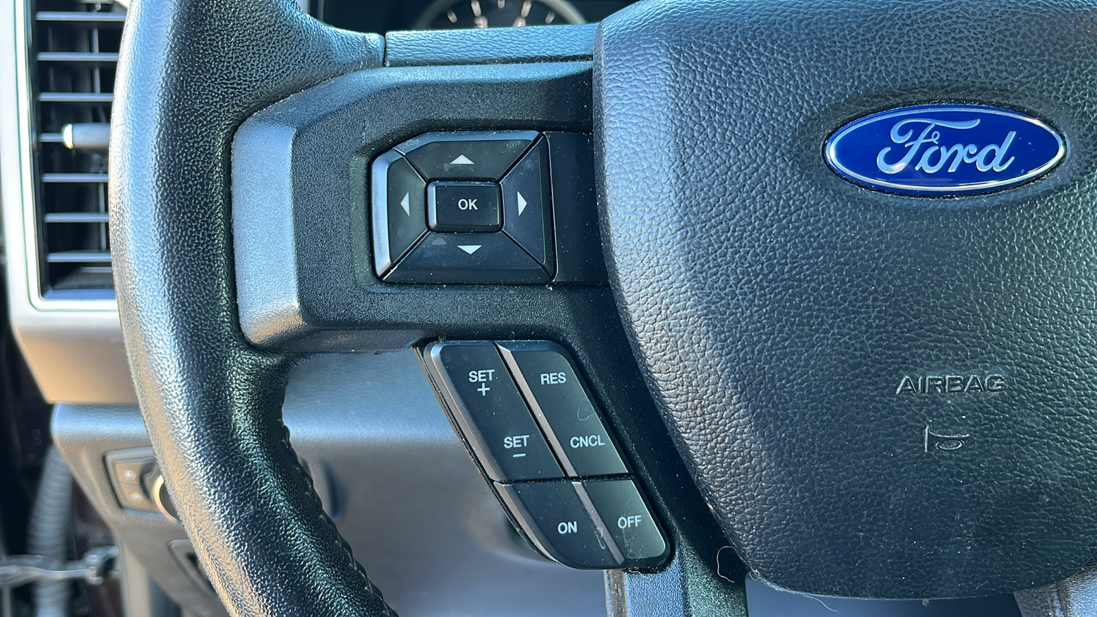 2019 Ford F-150  11