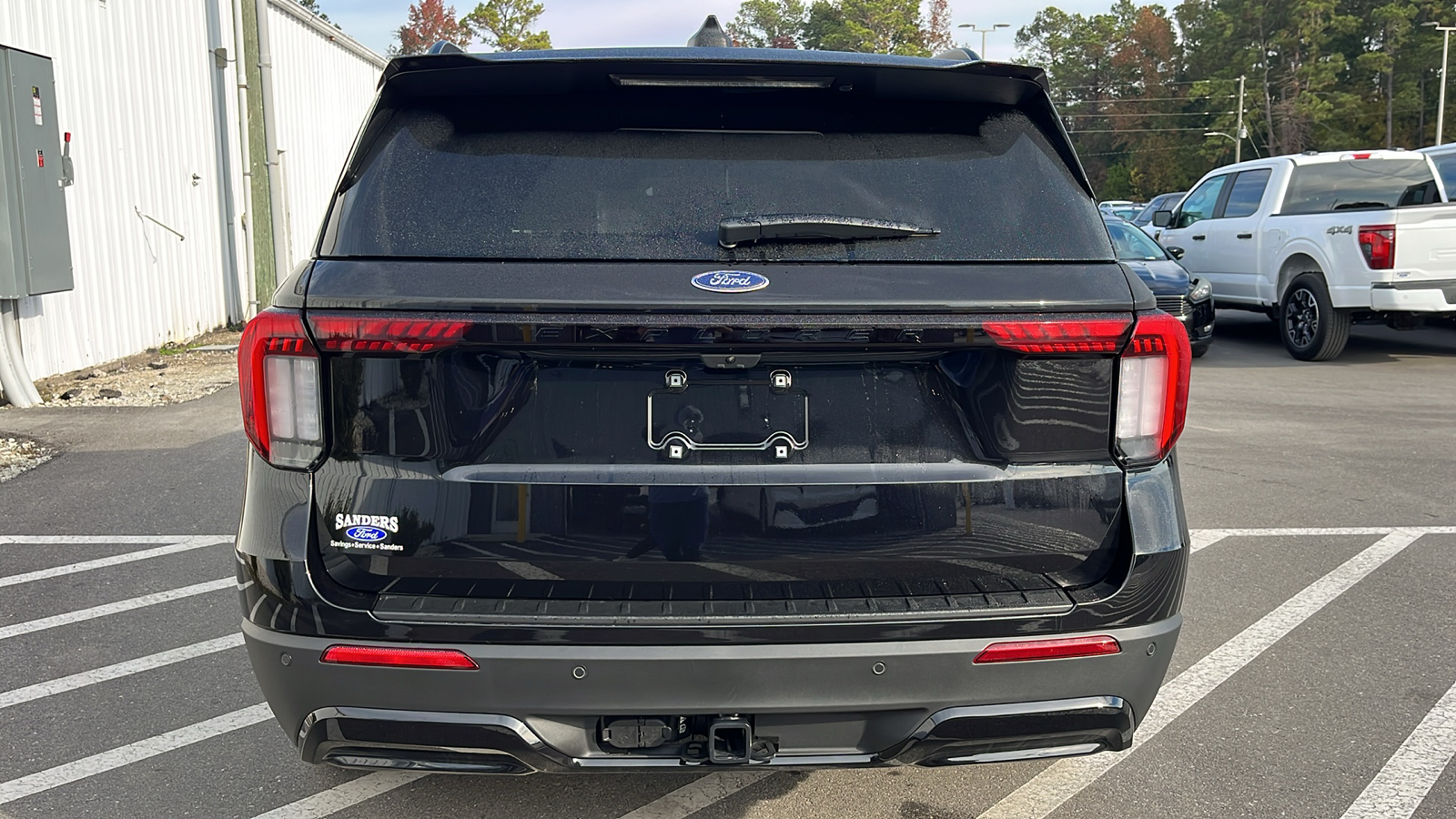 2025 Ford Explorer ST-Line 23