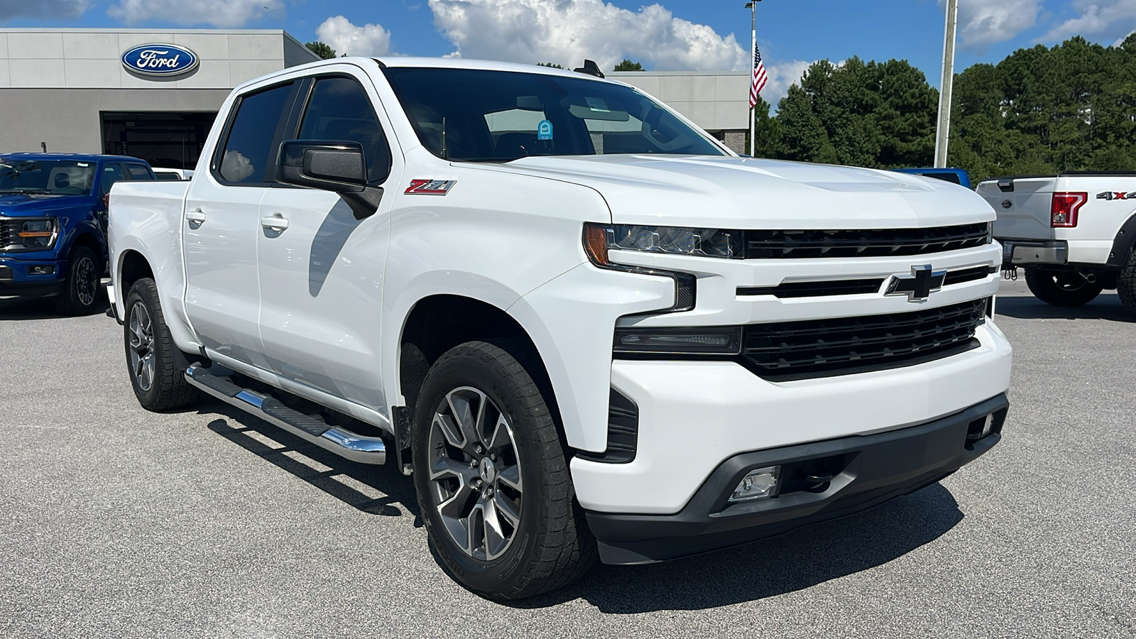 2020 Chevrolet Silverado 1500 RST 1