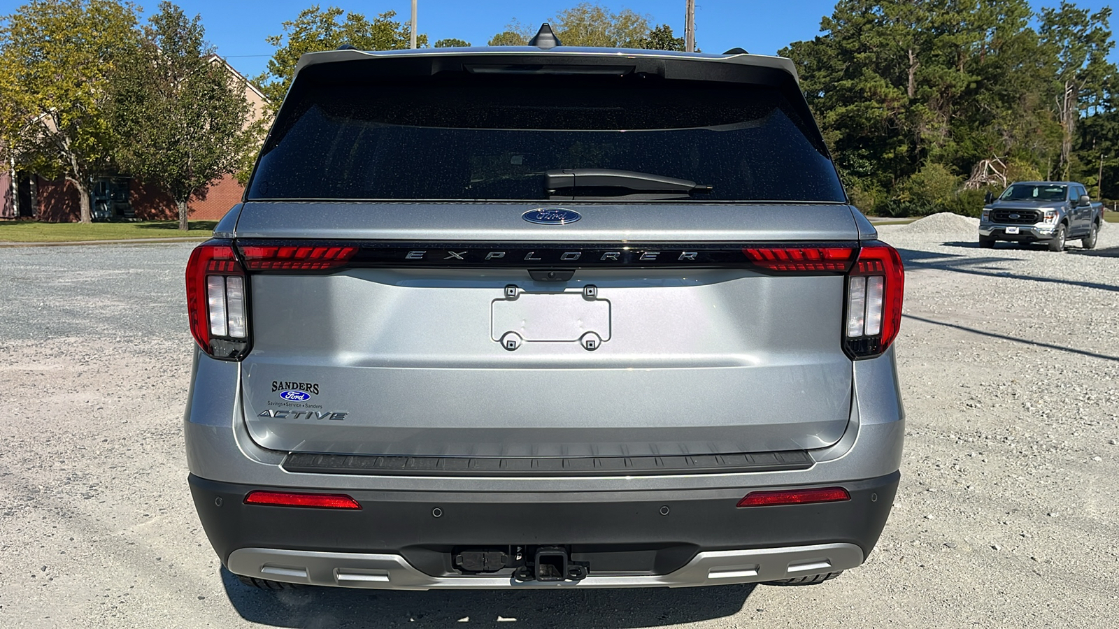 2025 Ford Explorer Active 23