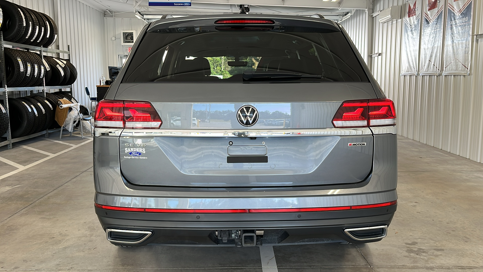 2022 Volkswagen Atlas 3.6L V6 SE w/Technology 25