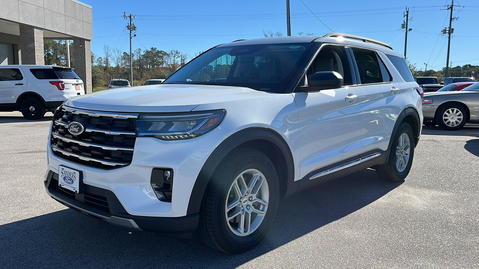 2025 Ford Explorer Active 3