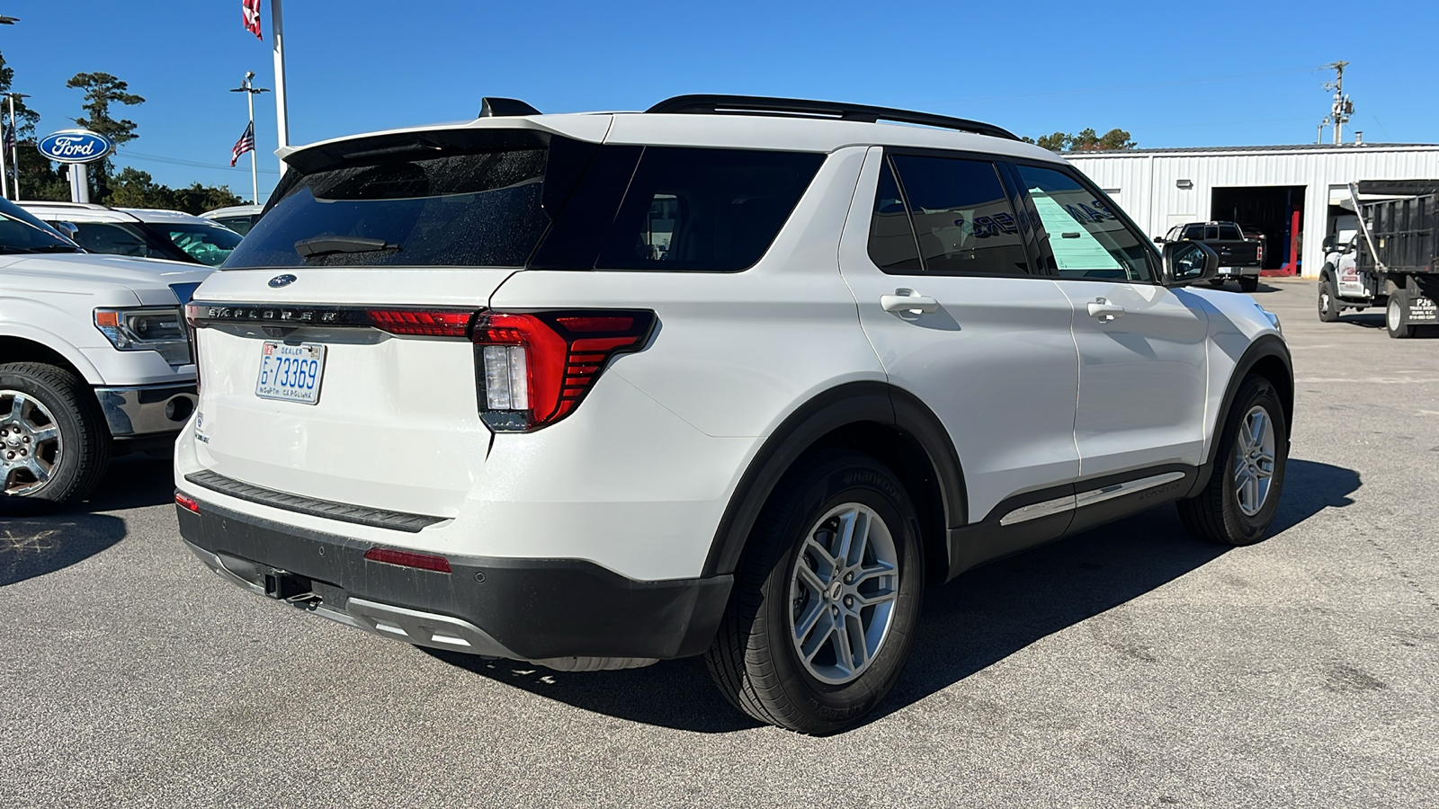 2025 Ford Explorer Active 26