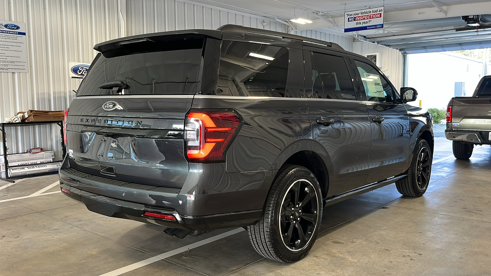 2024 Ford Expedition Limited 28