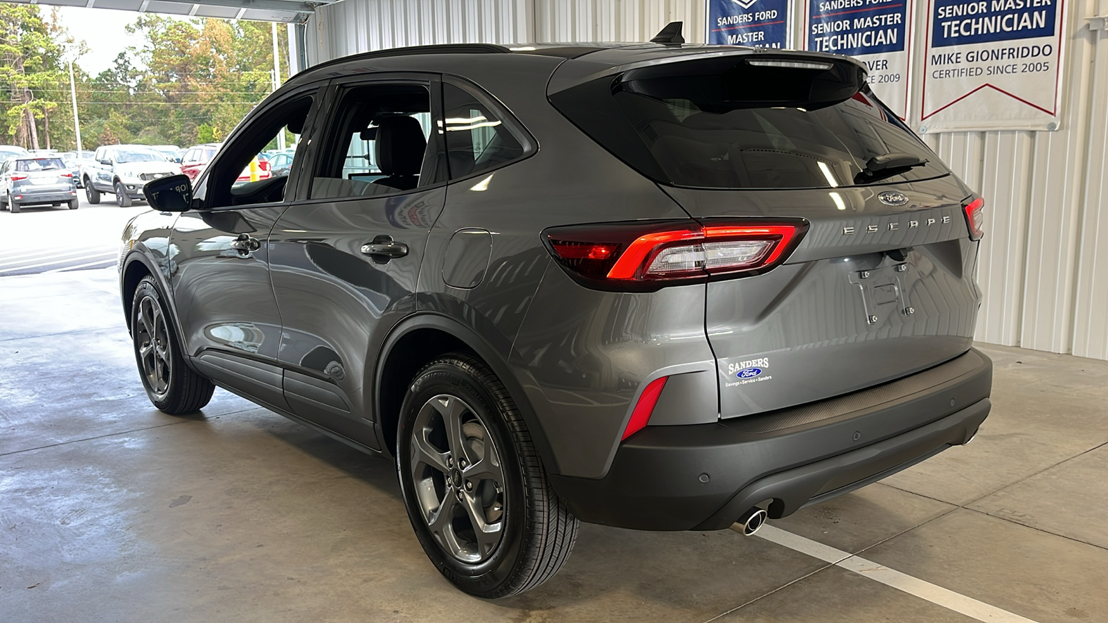 2025 Ford Escape ST-Line 21