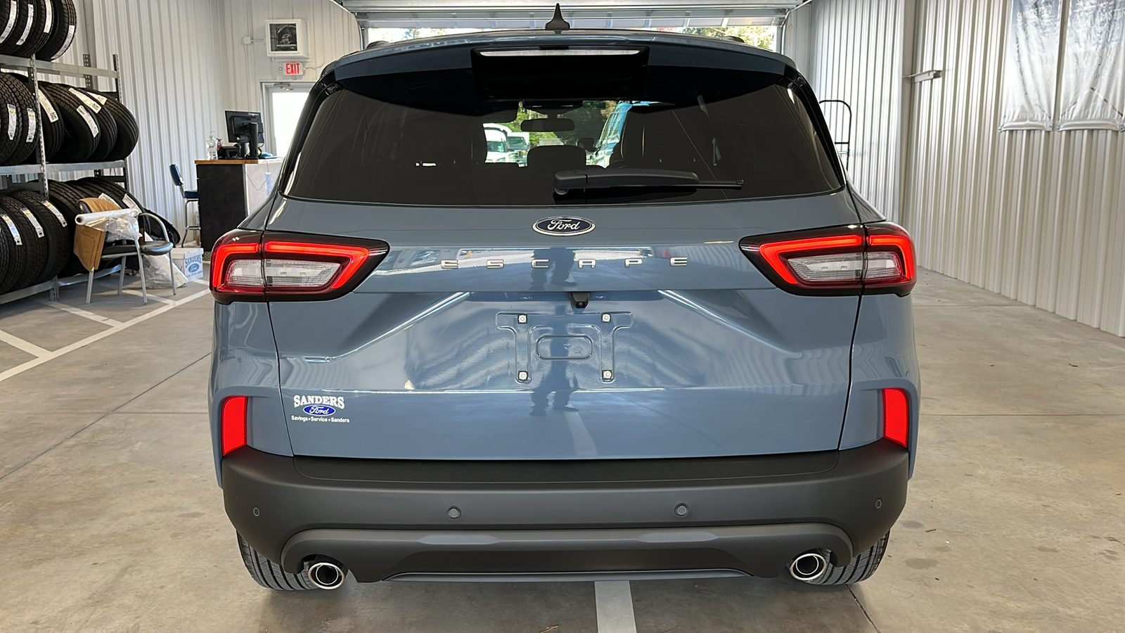 2025 Ford Escape ST-Line 24