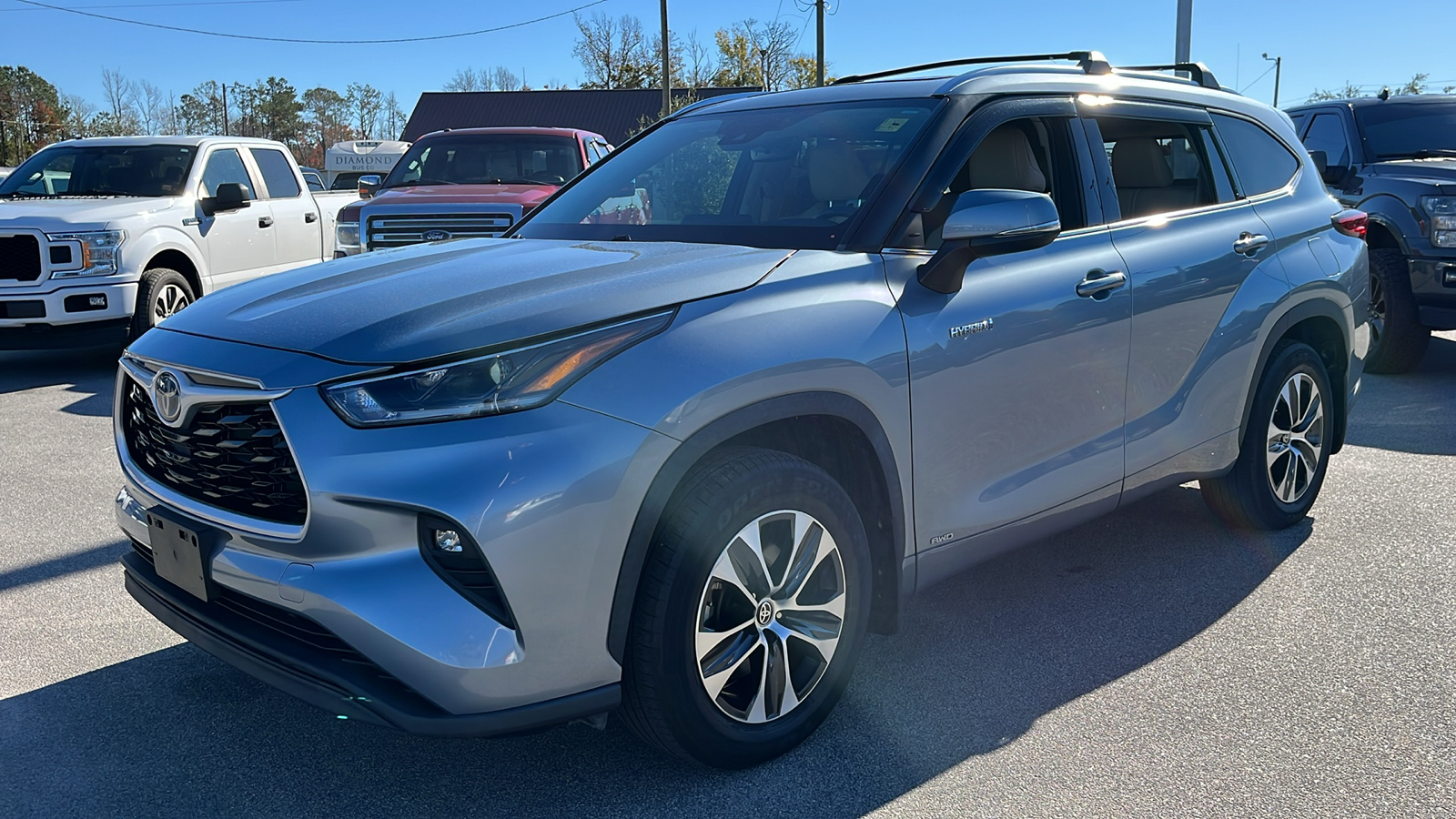 2021 Toyota Highlander Hybrid XLE 3